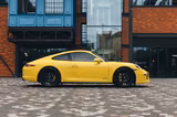 Porsche 911 Carrera 4 GTS, full options, 11,5 ths km - Porsche: Gelb, 911