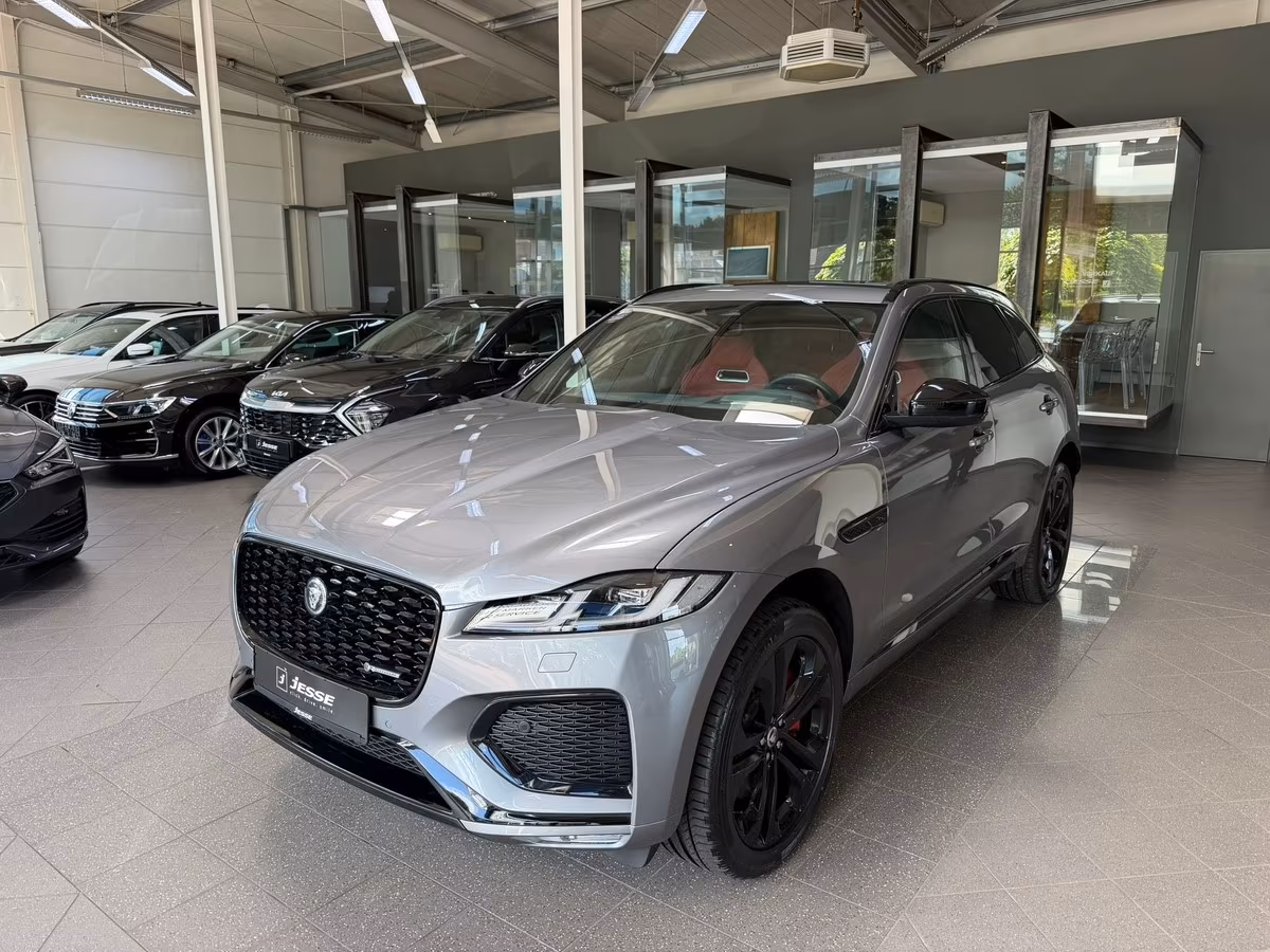 Jaguar F-Pace  P400e R-Dynamic LED ACC Pano Meridian HU