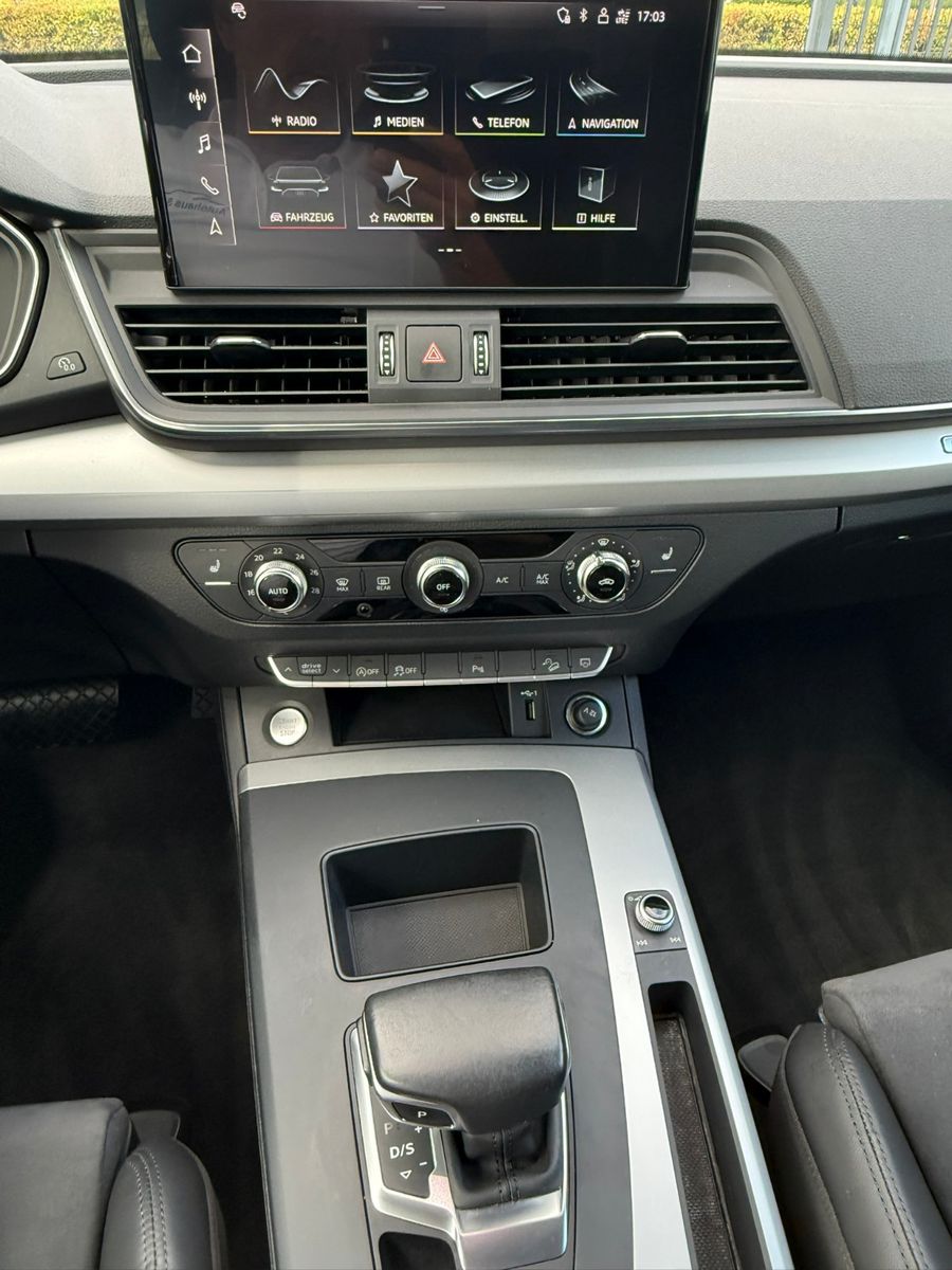 Fahrzeugabbildung Audi Q5 Sportback 40 TDI quattro advanced