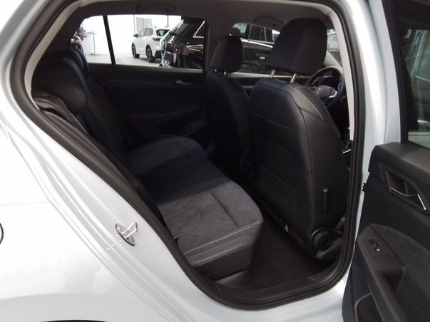 Volkswagen Golf - Bild 7