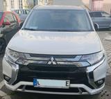 Mitsubishi Plug-in Hybrid Outlander - Mitsubishi Plug-in Hybrid Outlander von privat