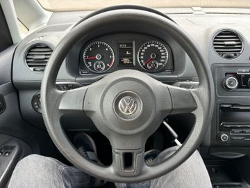 Volkswagen Caddy - 12