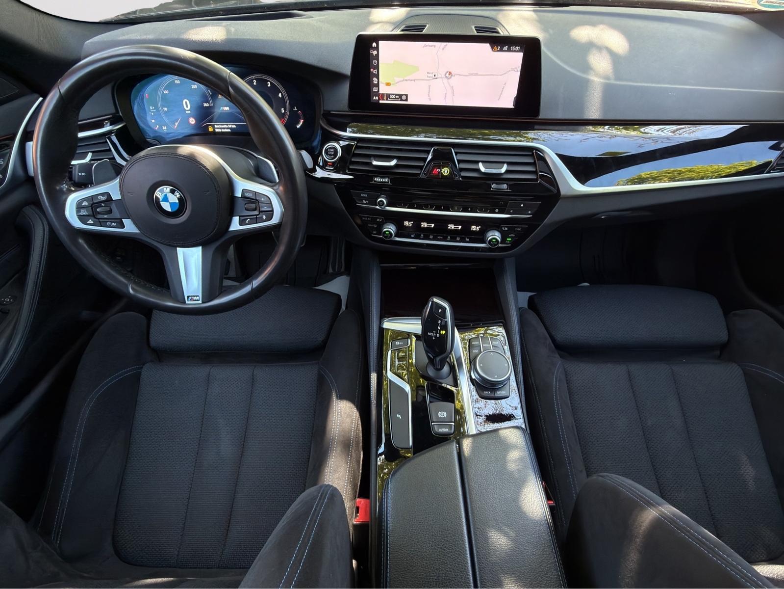 BMW 530d M Sport ACC|PANO|AHK|HEAD-UP|LED|NAVI|SHZ