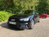 Audi A3 1.5 TFSI Sportback S Tronic - Alcantara/8Fach - Audi A3 1.8 TFSI