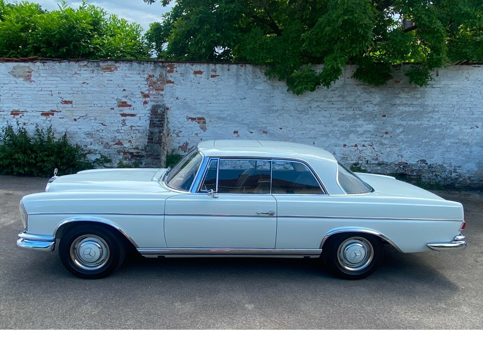 MERCEDES-BENZ 300 6