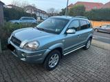 Hyundai Tucson 2.0 Benzin AHK - gebrauchte Hyundai TUCSON aus dem Jahr 2007