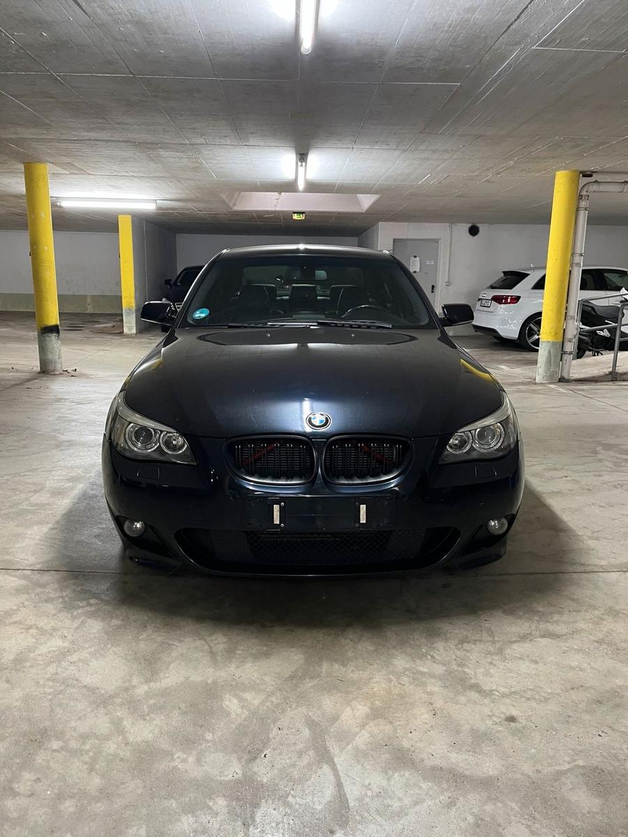 BMW 525
