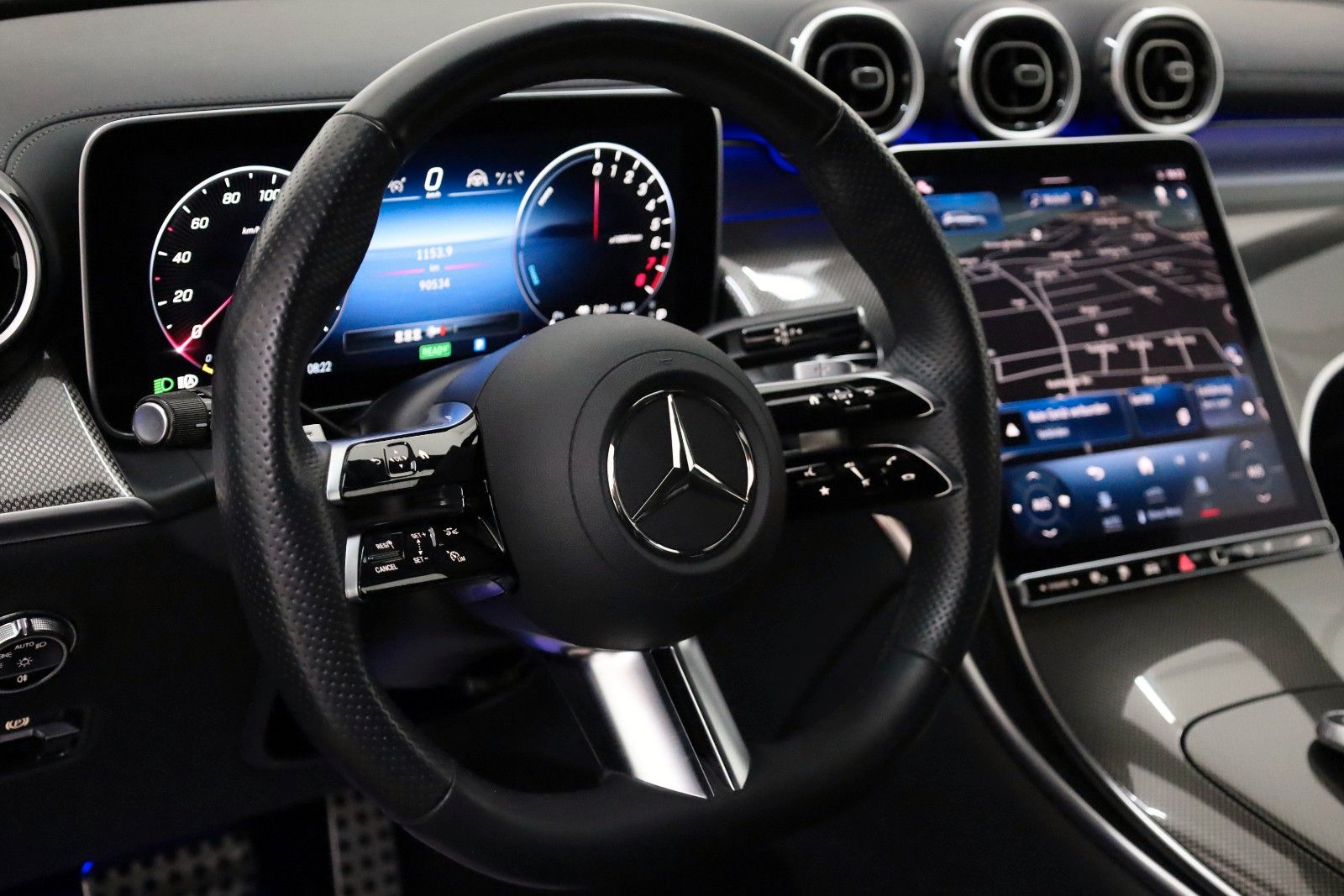 Fahrzeugabbildung Mercedes-Benz GLC 300 e 4M,AMG-line,Navi,LED,SH,Kamera,ACC +WR