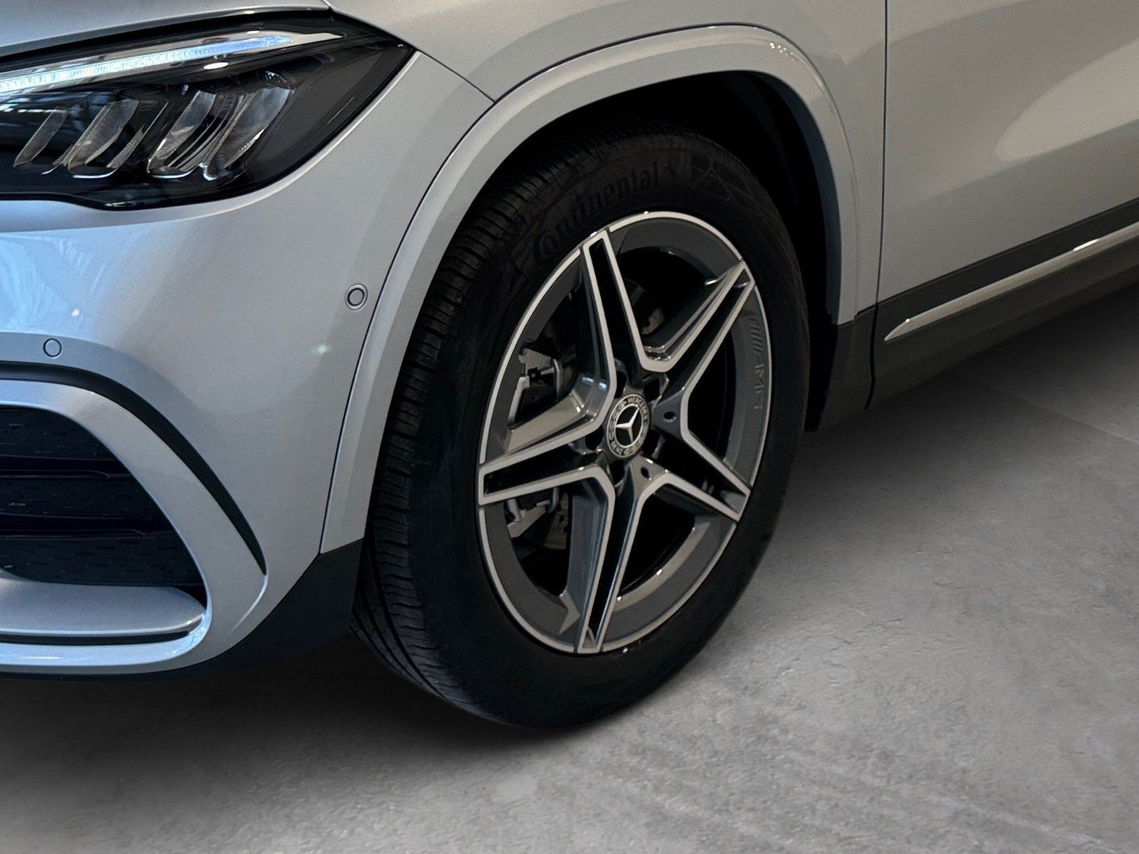 Fahrzeugabbildung Mercedes-Benz GLA 200 AMG *Panorama*Standheizung*LED*Kamera*