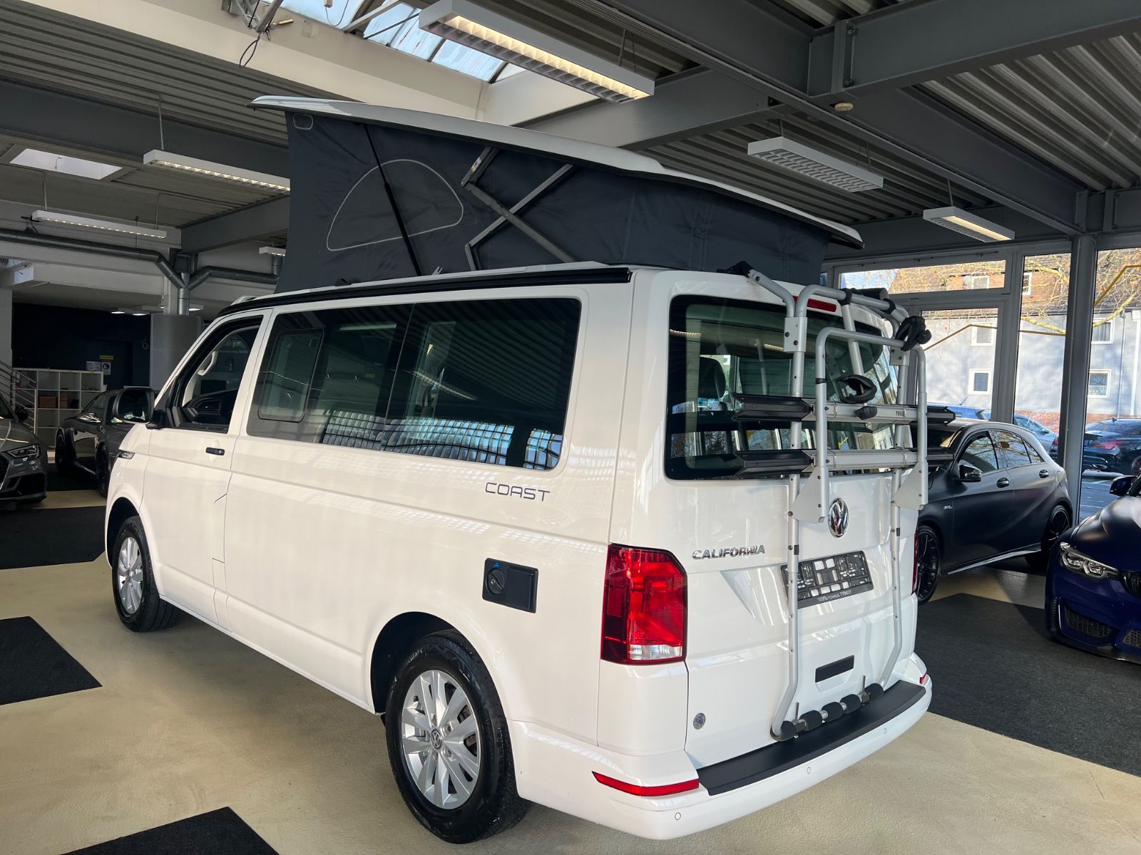 Fahrzeugabbildung Volkswagen T6 California Coast FWD DSG* Wohnmobil *