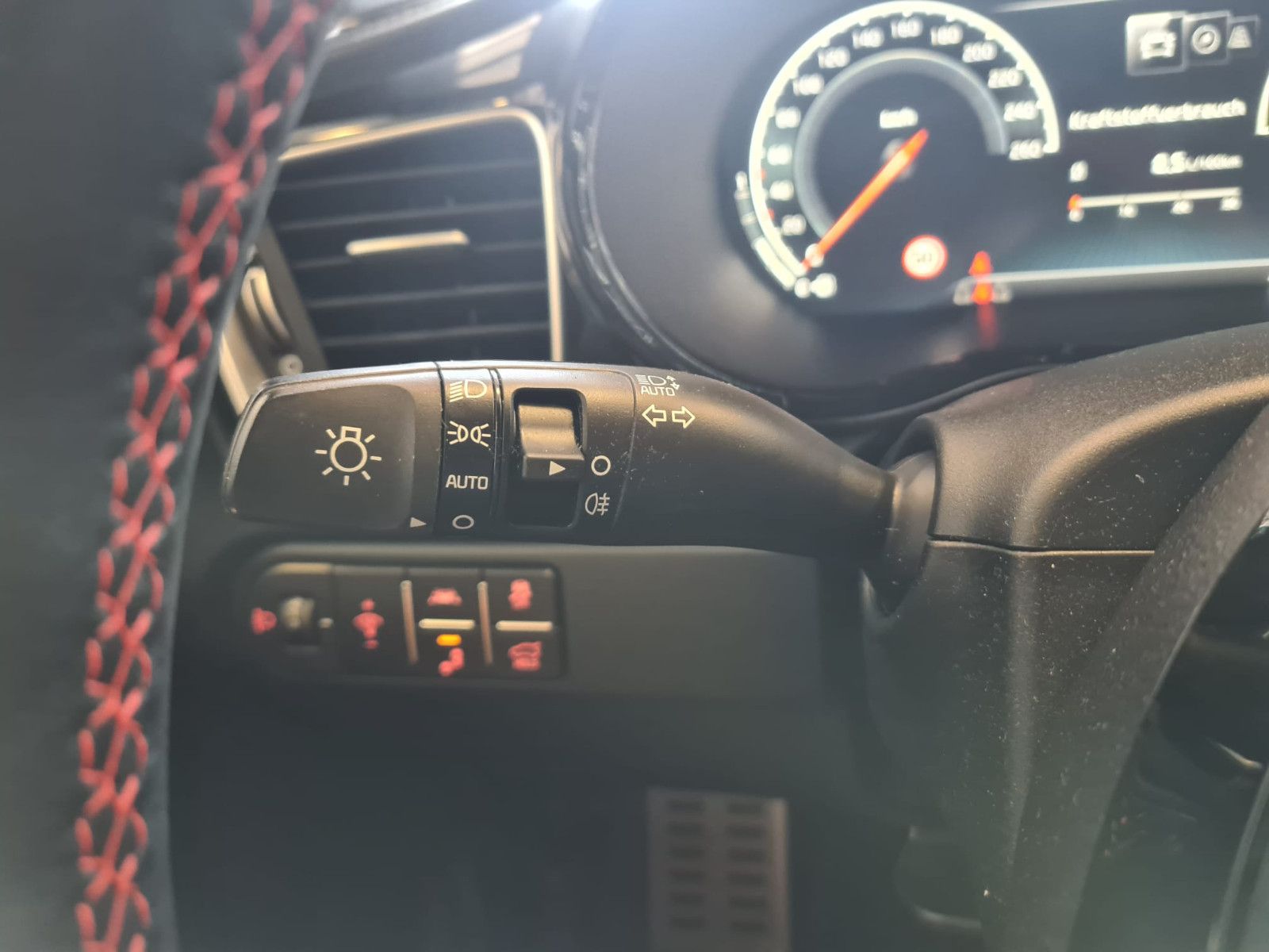 Fahrzeugabbildung Kia pro cee'd / ProCeed / LED / NAVI / KAMERA/1.HAND