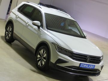 Volkswagen Tiguan - 9