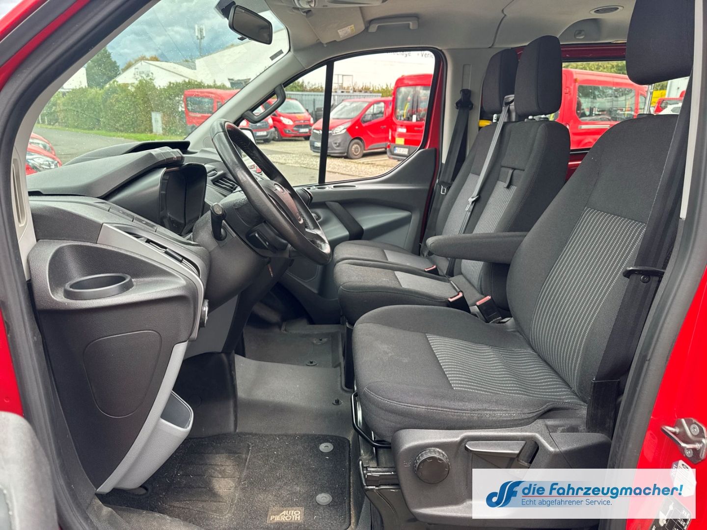 Fahrzeugabbildung Ford Transit Custom Tourneo 310 L1 Trend *3185 *EXPOR
