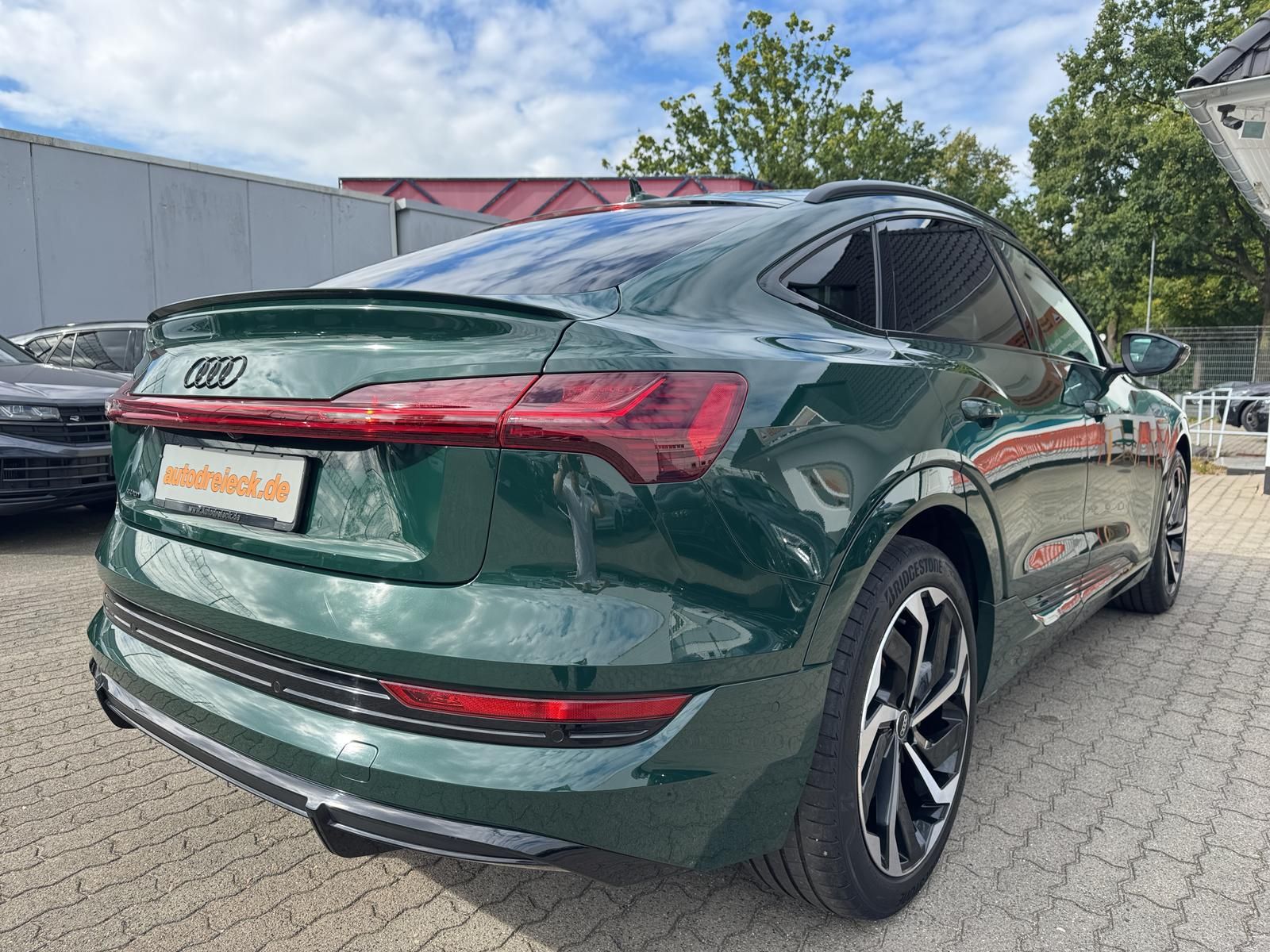 Audi e-tron Sportback 55 2x S line ACC AHK HuD PANO foto 5