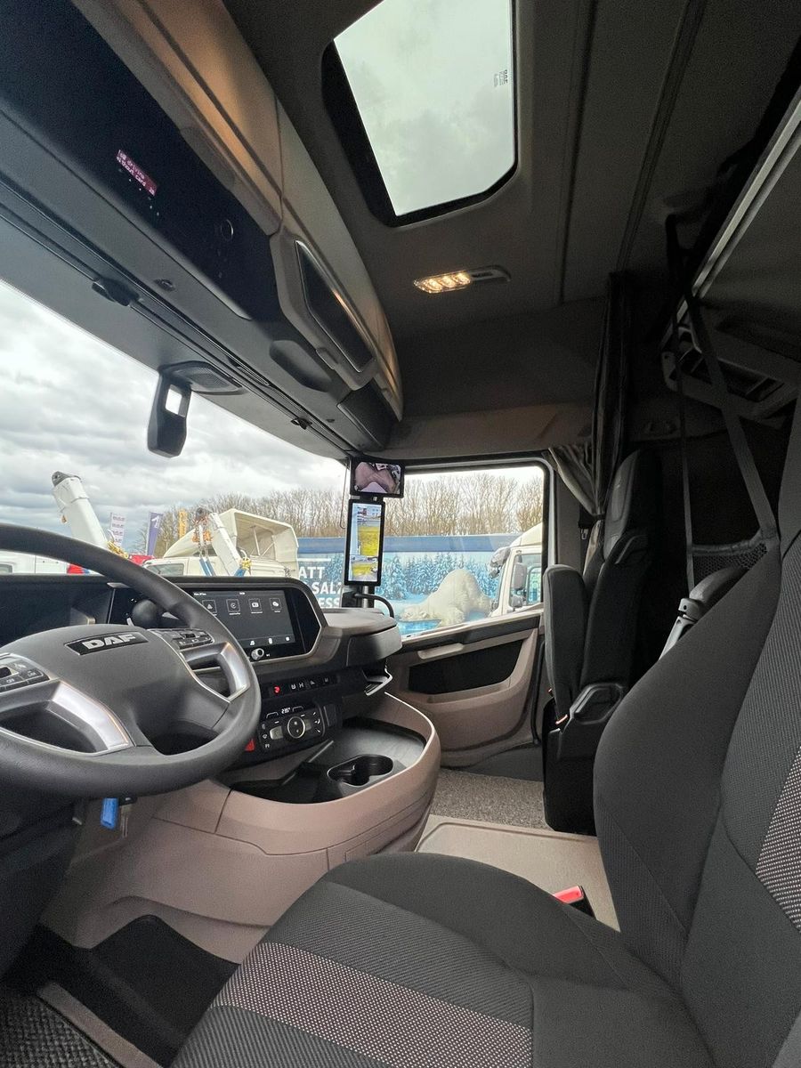 Fahrzeugabbildung DAF XG 480 FT Low Deck
