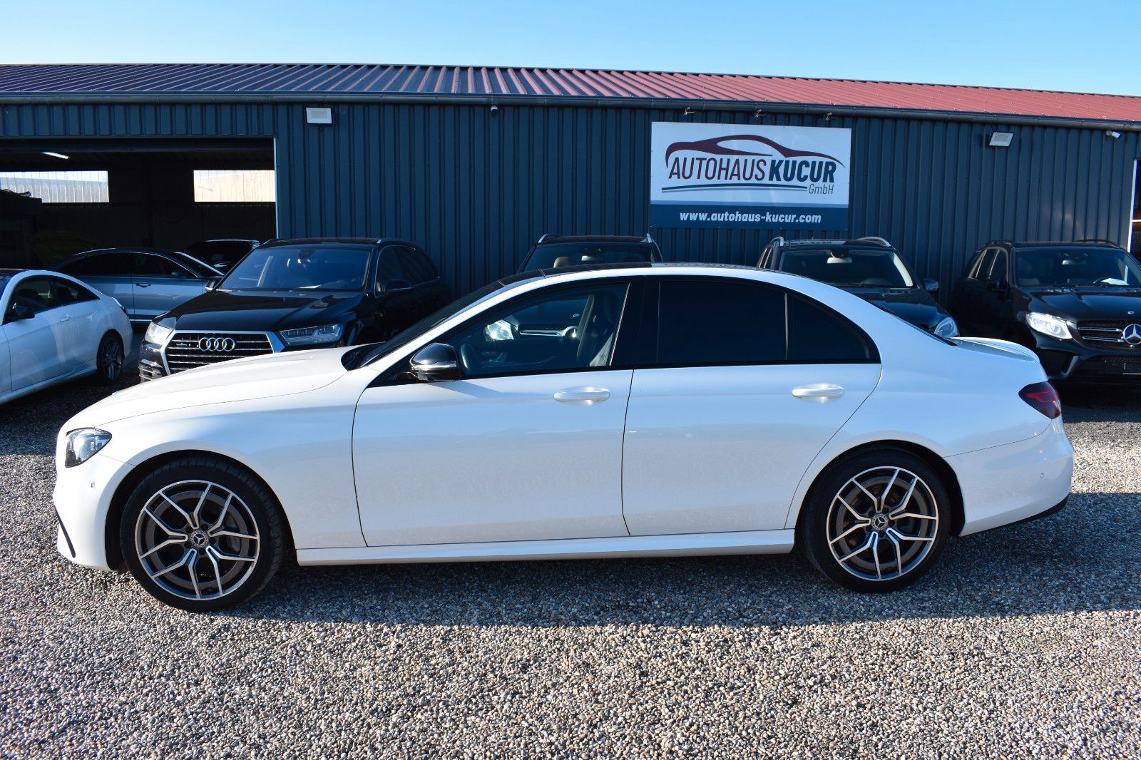 Fahrzeugabbildung Mercedes-Benz E 400d  Lim. 4Matic designo Multibeam AMG Line