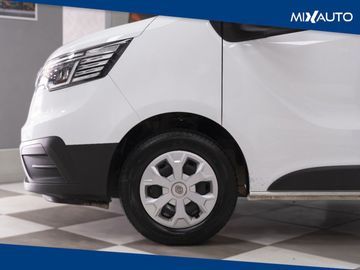 Renault Trafic - 8