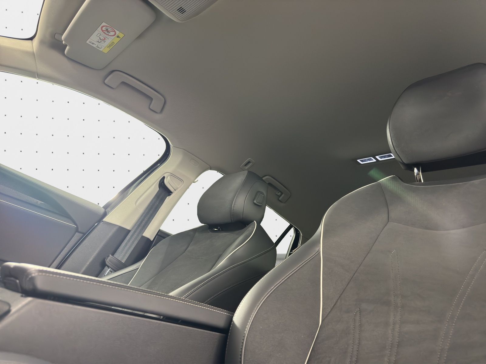 Volkswagen Passat Variant - Bild 14