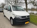 Volkswagen T6 Kombi 2.0 TDI 9 Sitzer Klima Navi PDC
