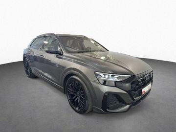 Audi Q8 - 2