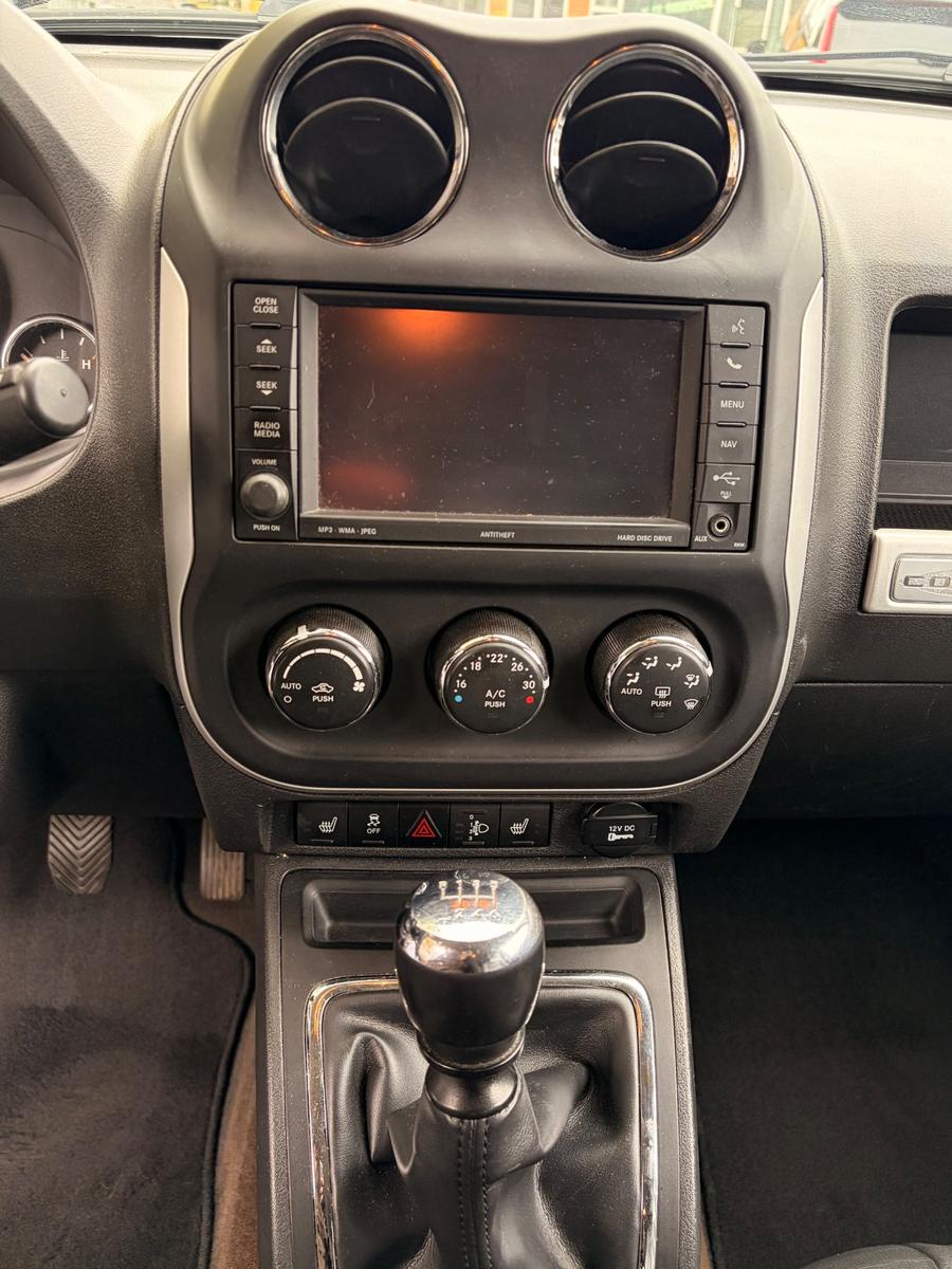 Jeep Compass 2014 — photo 15