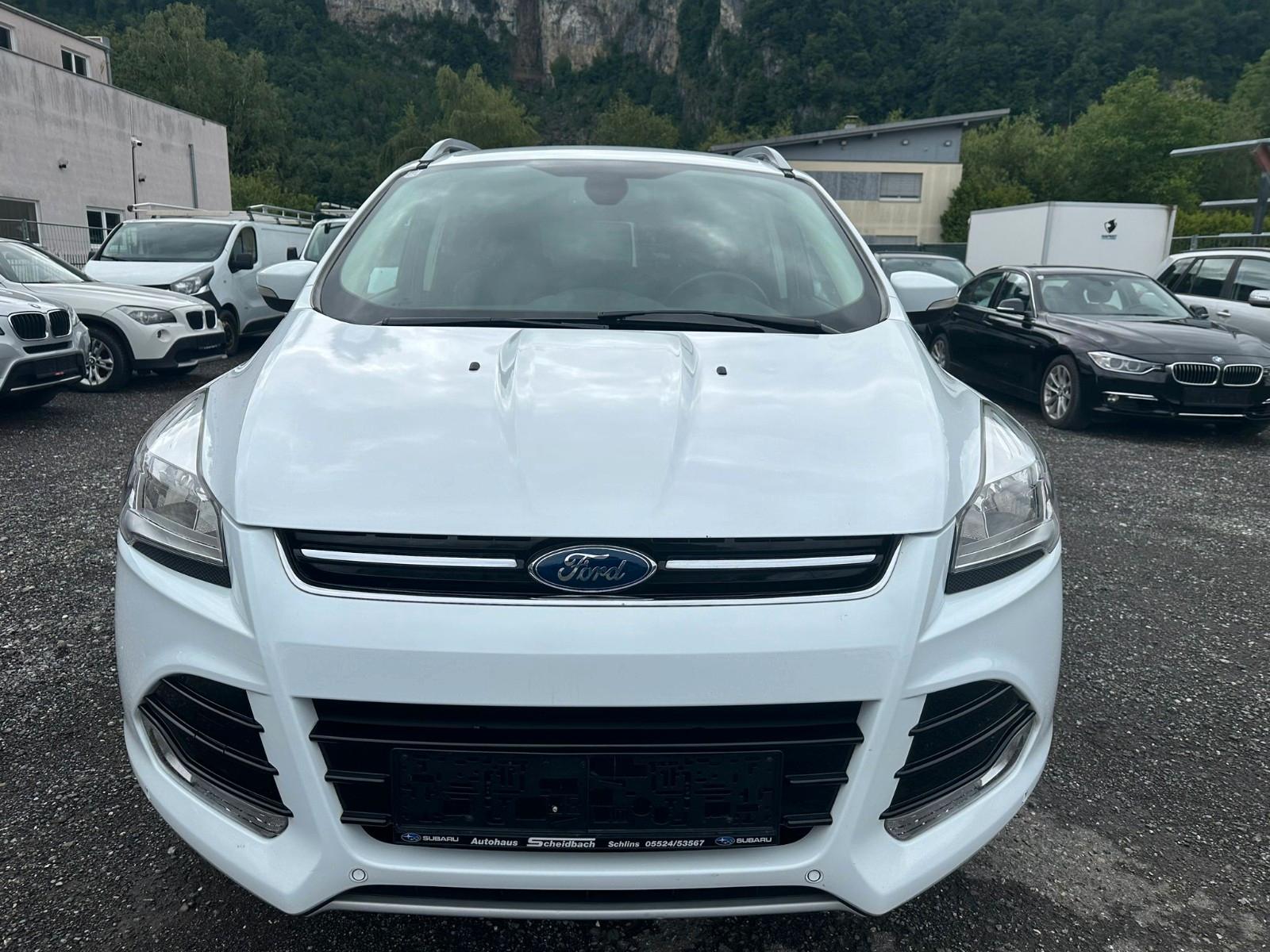 Ford Kuga 2.0 TDCI Titanium/Autom/Navi/Kamera/Ahk/4X4
