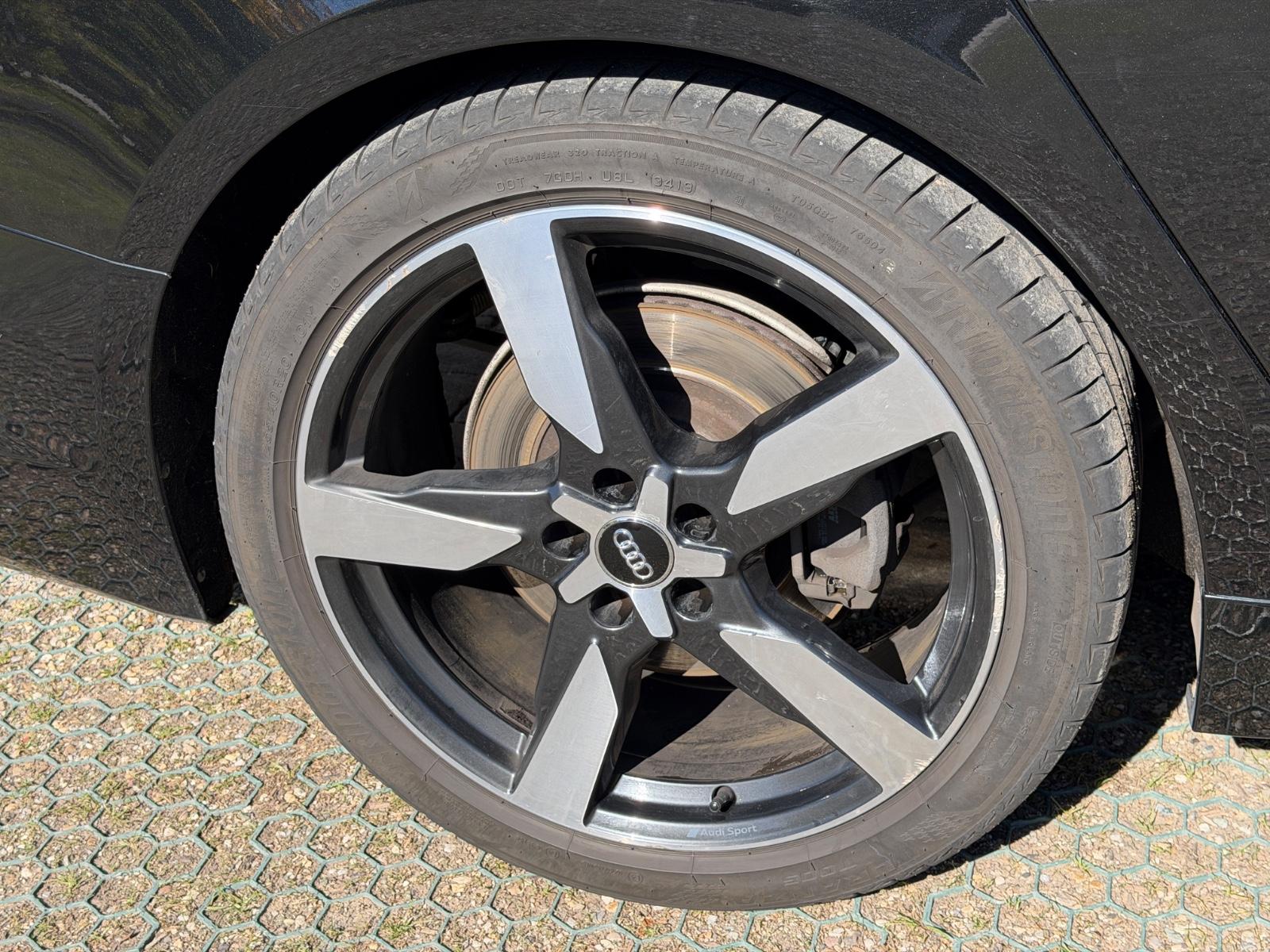 Audi A6 Lim. 50 TDI quattro sport,AHK,PANO,19%