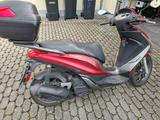 Piaggio Medley 125.    15 PS    2,5 L / 100km - PIAGGIO ROLLER 125