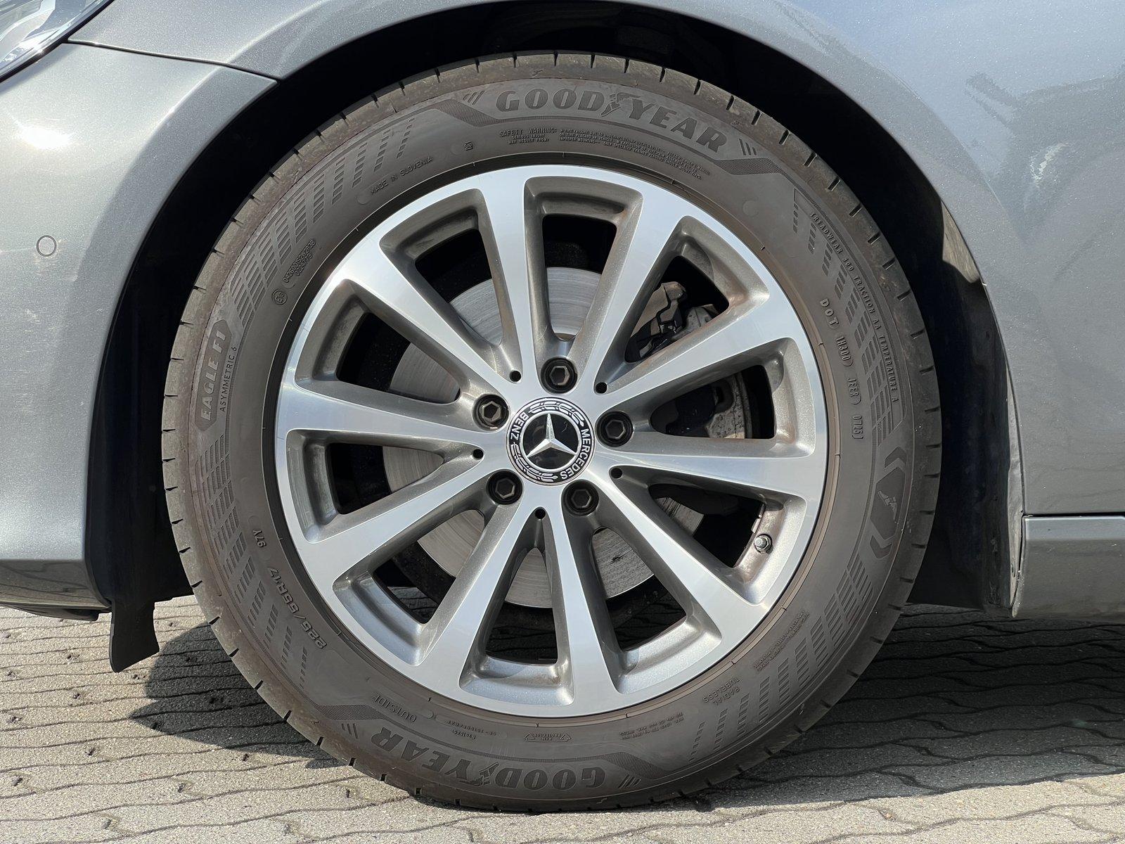 Mercedes-Benz E 200 T d Avantgarde Kamera+LED+Totwinkel+8-fach
