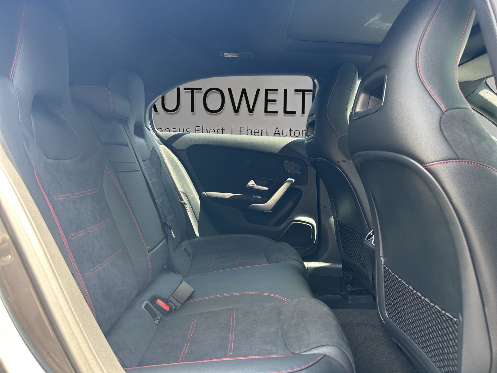 Fahrzeugabbildung Mercedes-Benz A 220 d 4M AMG Pano Kamera Totwinkel Parktronic
