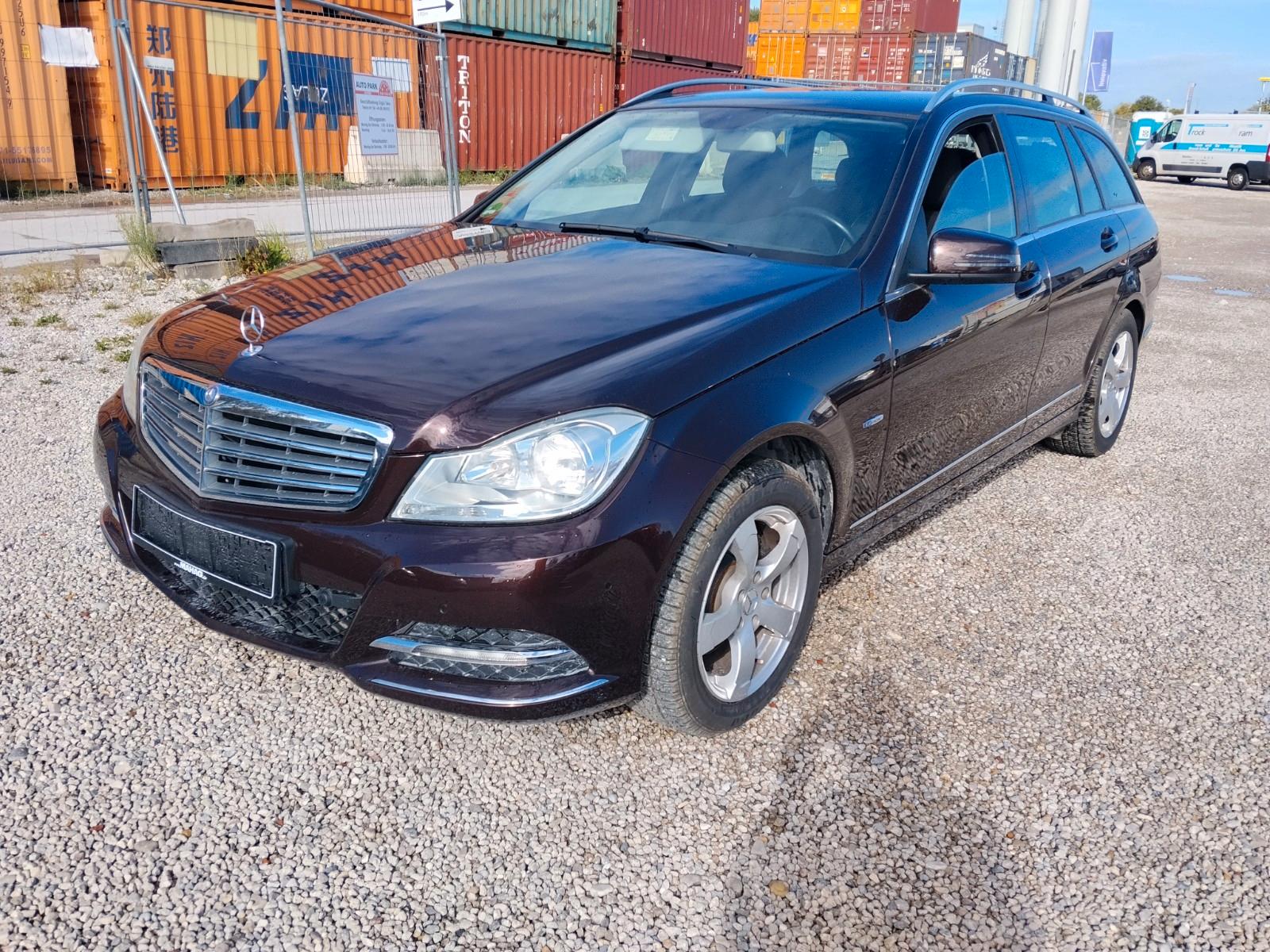 Mercedes-Benz C220, 2012