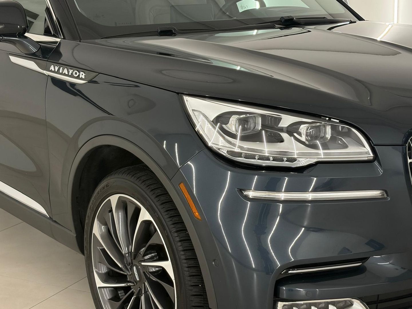 Lincoln Aviator 3.0 TT V6 Reserve AWD imagem 3