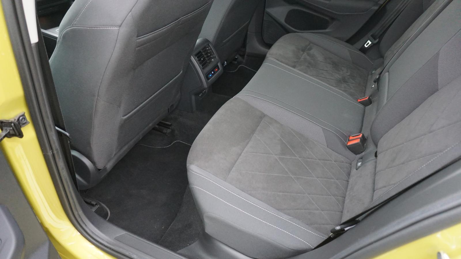 Volkswagen Golf VIII 1.5 eTSI DSG Style LED Navi ACC Kamera, миниатюра 28