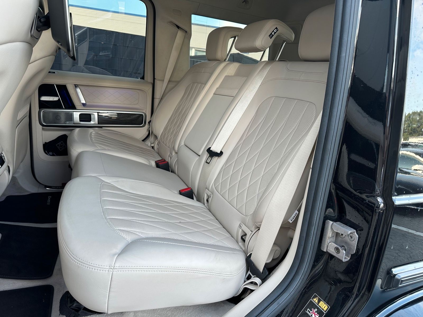 Fahrzeugabbildung Mercedes-Benz G 63 AMG DRIVER'S PACKAGE NAV+GLASDACH+AHK+ACC