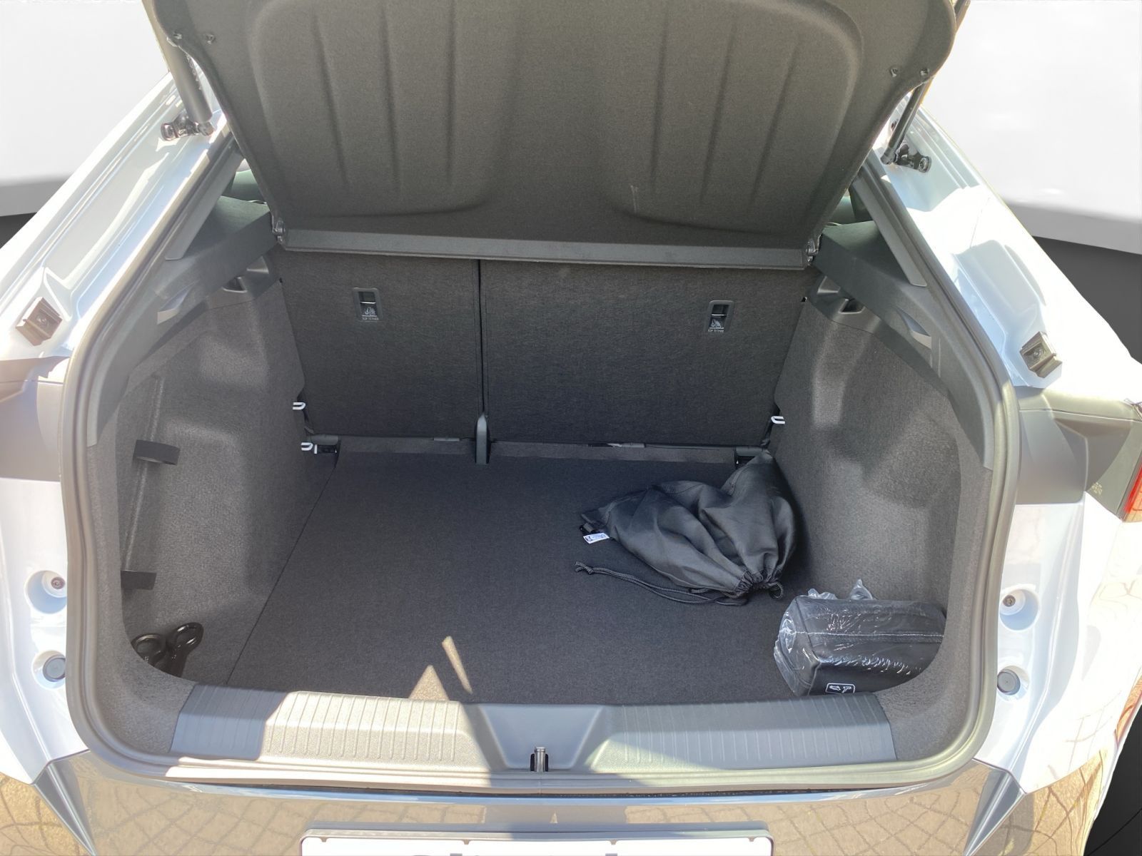 Cupra Tavascan - Bild 20
