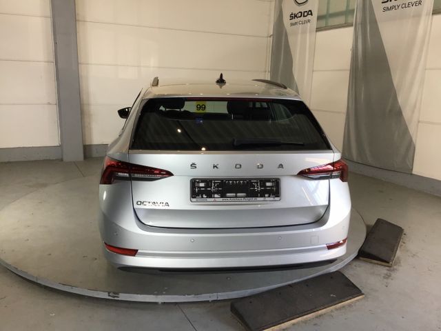 Fahrzeugabbildung Skoda Octavia Ambition 2.0 TDI Combi DSG/Navi/Tempo