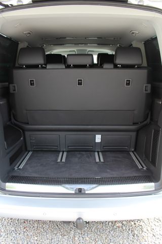 Volkswagen T6.1 Multivan Cruise 150PS DSG AHK LED Extras!!