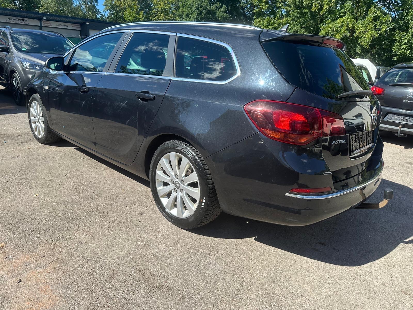 Opel Astra 2015 — photo 6