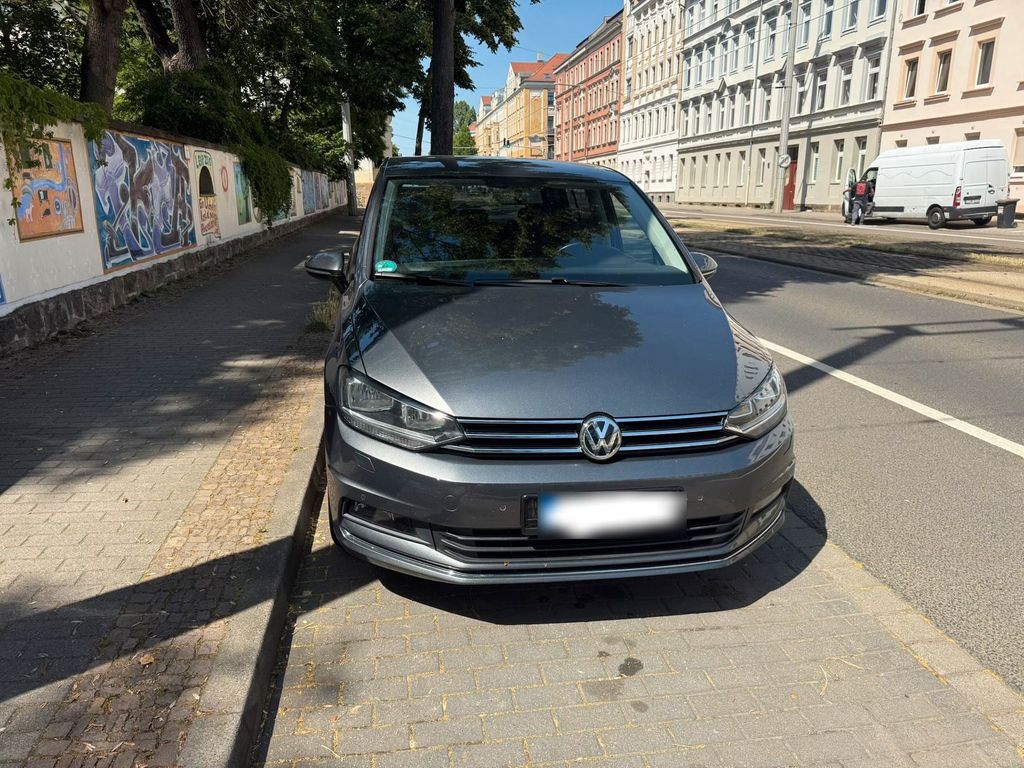 Image of Volkswagen Touran