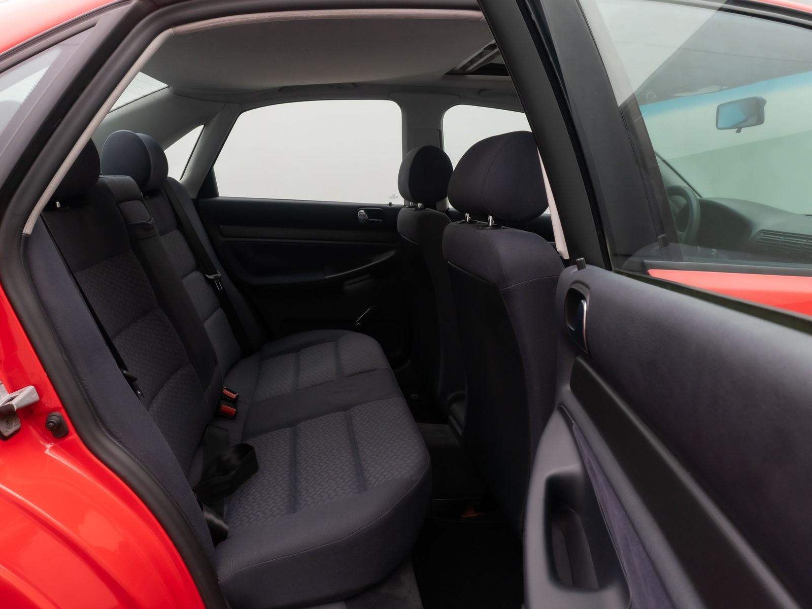 Fahrzeugabbildung Audi A4 1.6 GSD Nebelschwfr ABS Winterreifen Stoff