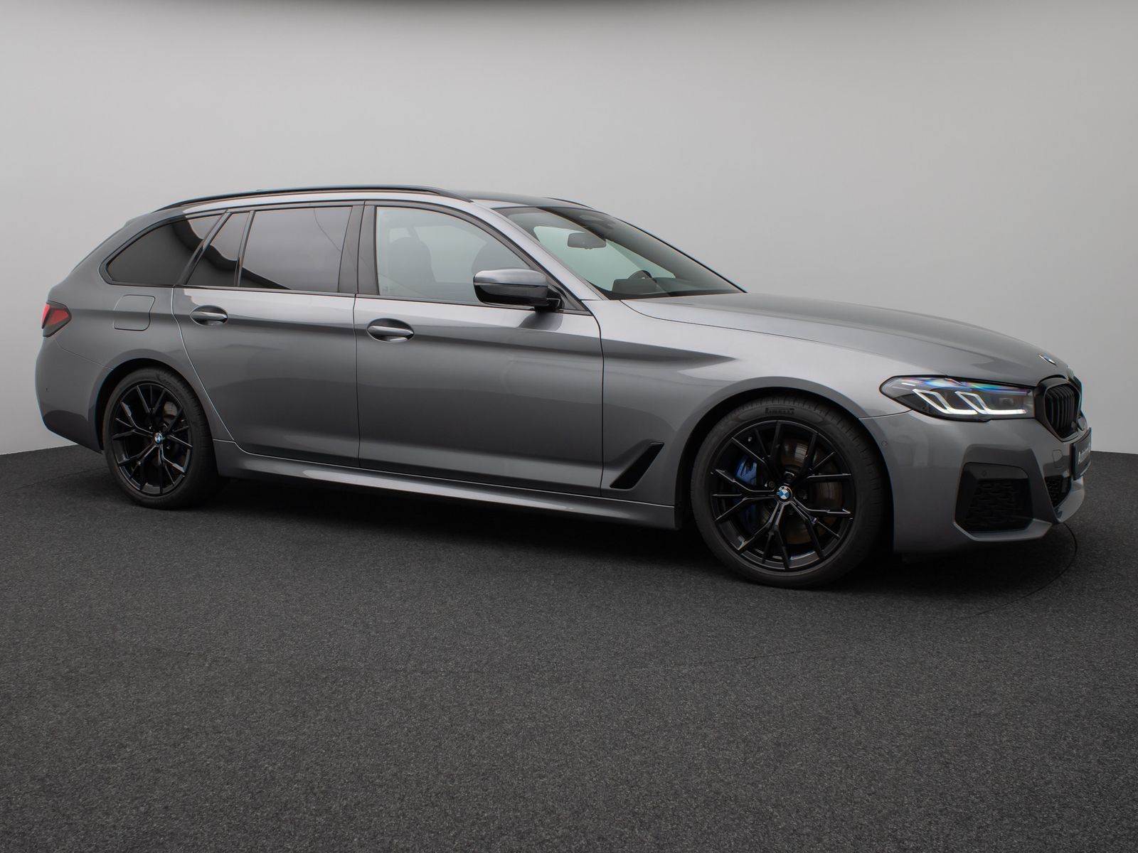 Fahrzeugabbildung BMW 540d xD M SportPro Kamera Laser HUD DAB HiFi 19"