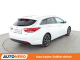 Hyundai i40 2.0 GDI Premium *NAVI*XENON*CAM*SHZ*TEMPO* - Hyundai i40 Premium mit Benzin-Antrieb