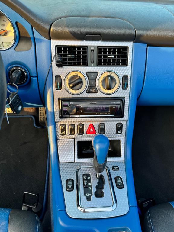 Mercedes-Benz SLK 320