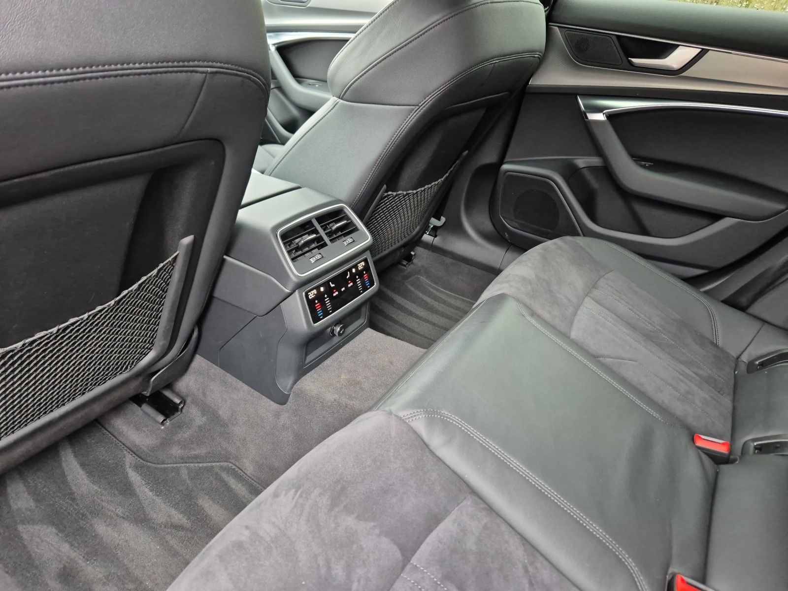 Fahrzeugabbildung Audi A6 Avant 45 TFSI quattro advanced S-tronic S-lin