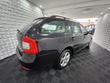 Skoda Octavia Combi 1.6 TDI Ambition*Sitzheizung*Klima - Skoda Octavia aus 2012 mit Diesel-Antrieb: Kombi, 1.6
