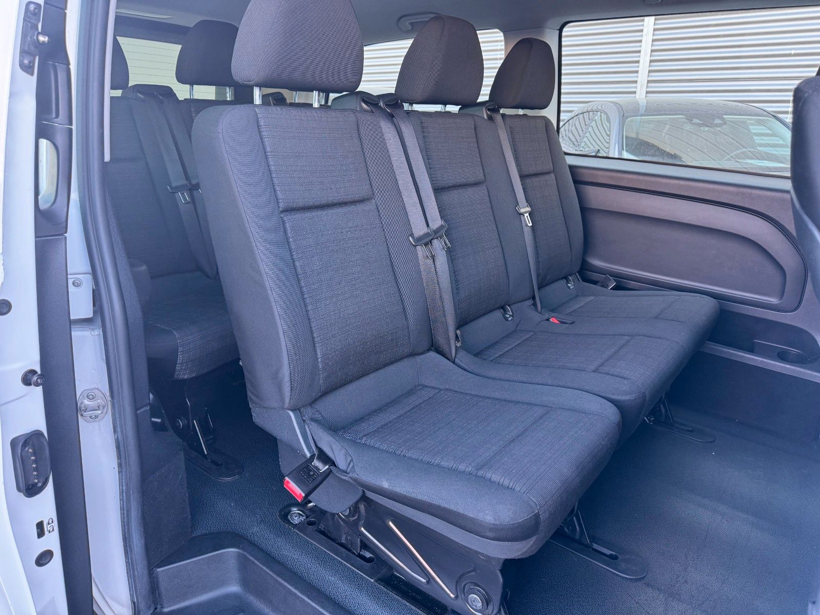 Fahrzeugabbildung Mercedes-Benz Vito 111 CDI Tourer Begleitfahrzeug BF3+ / WVZ