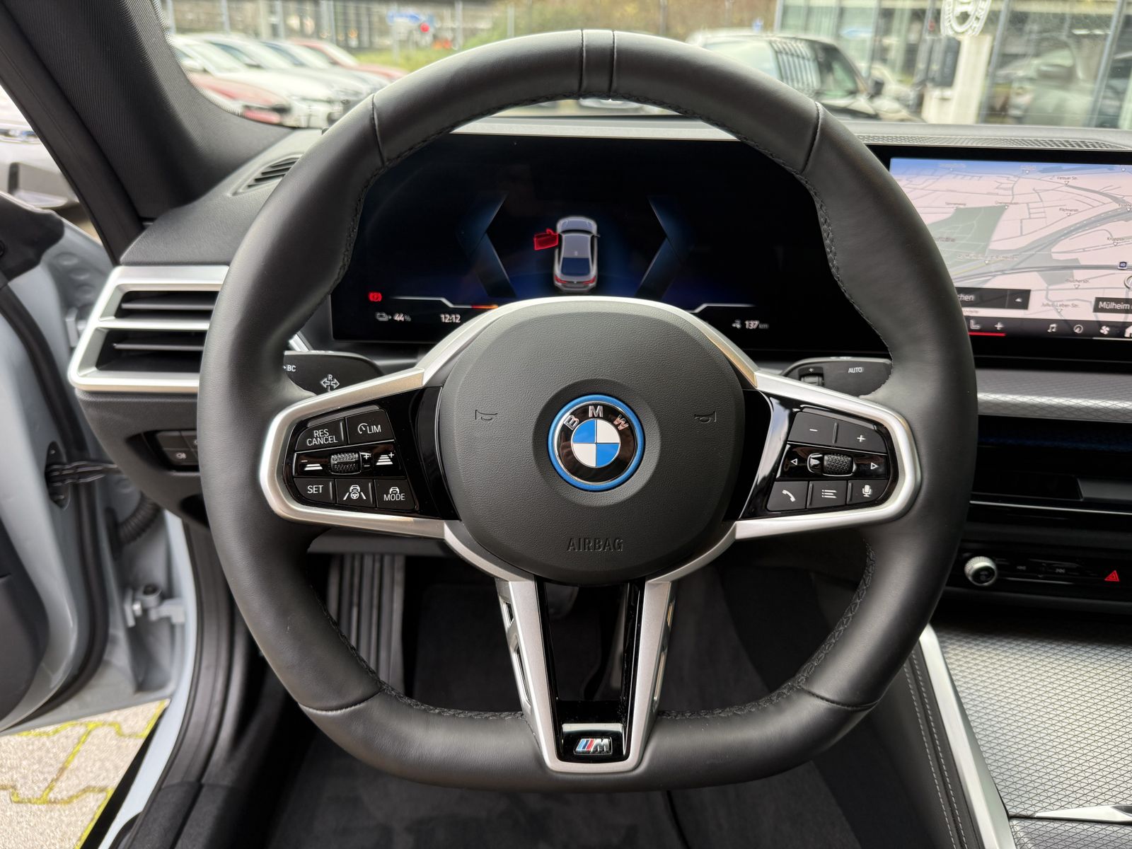 BMW i4 - Bild 11