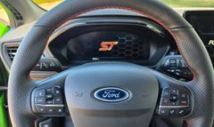 FORD Focus Lim. ST X*Track Pack* FORD Focus Lim. ST X*Track Pack*