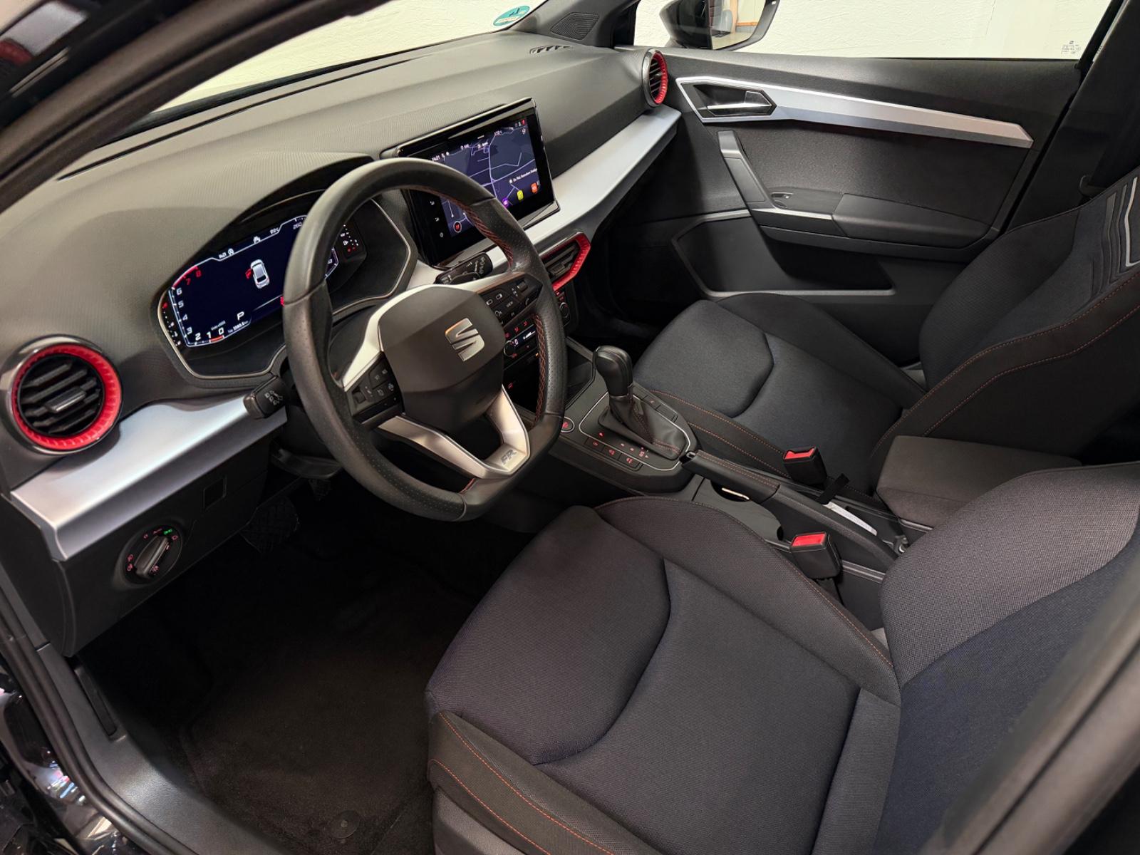 Seat Ibiza FR DSG/KAM/LED/SHZ/KESSY/CARPLAY/NAVI/PDC