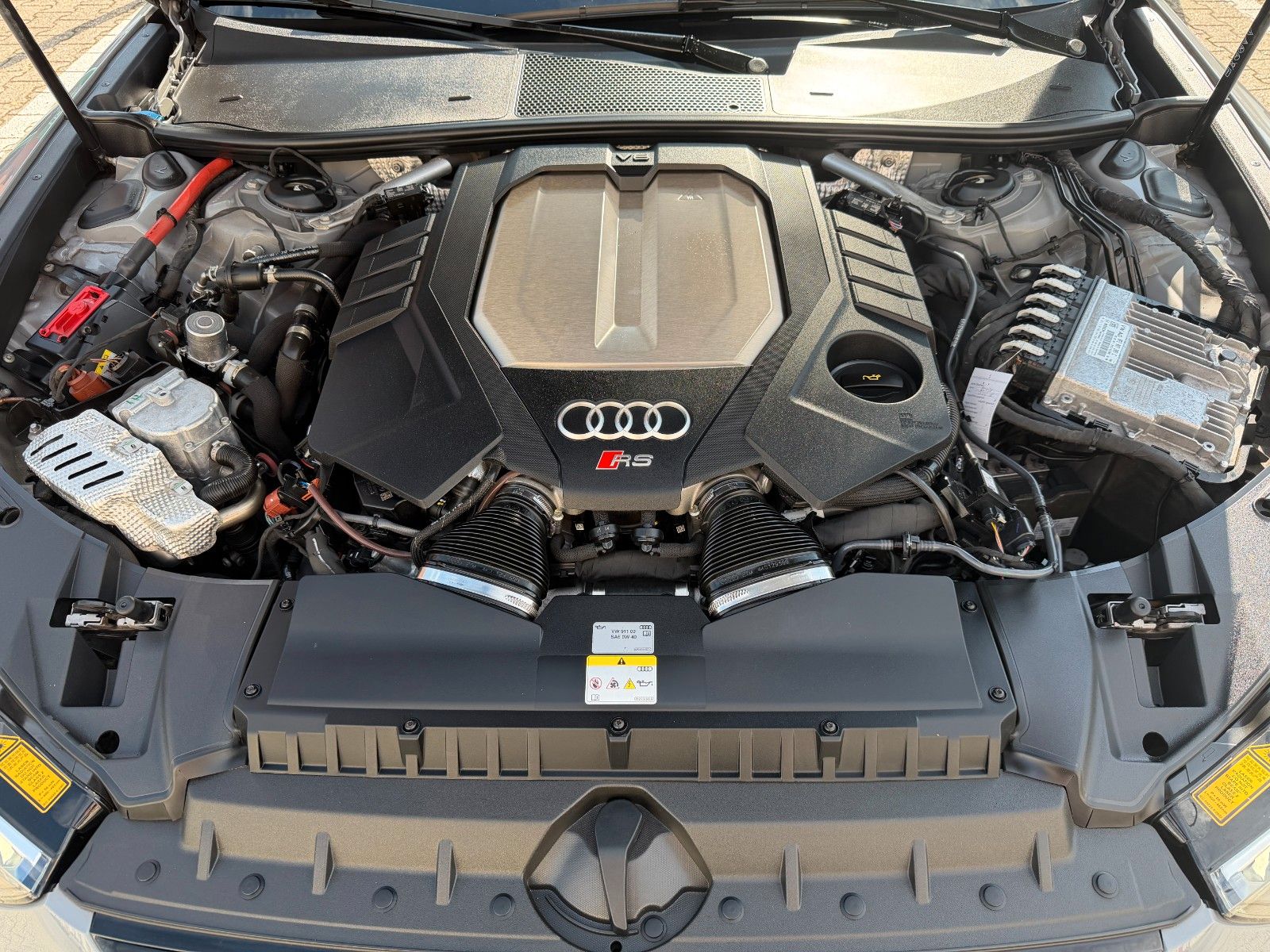 Fahrzeugabbildung Audi RS6 Avant 4.0 TFSI quattro 1-HD. RS DYNAM. NARDO